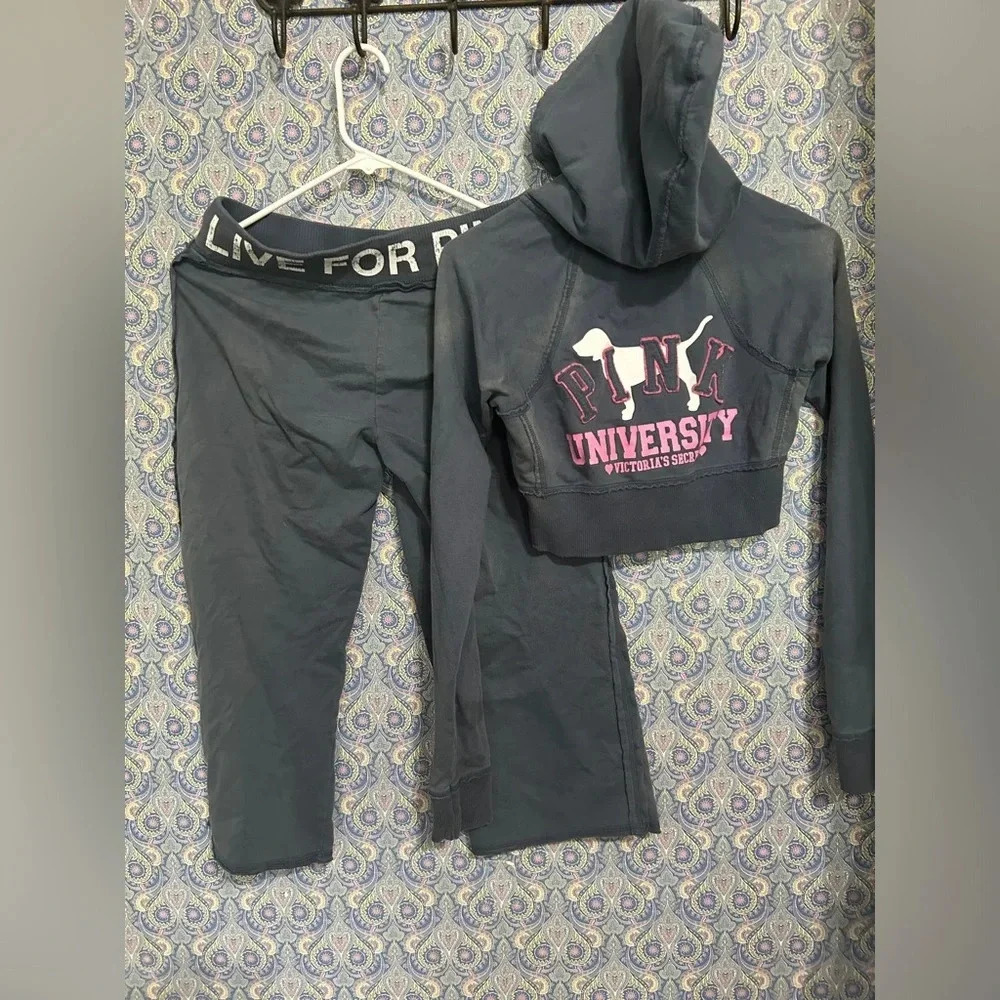 VS PINK capri sweatsuit set- pink university